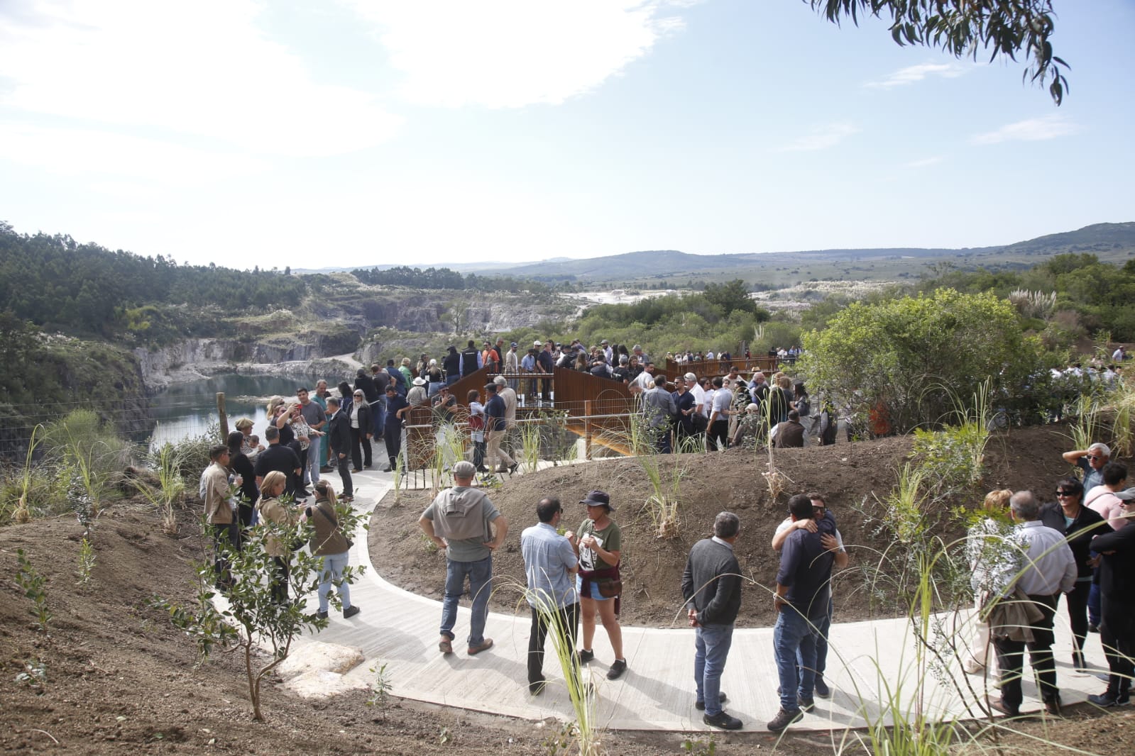 nueva carrara mirador
