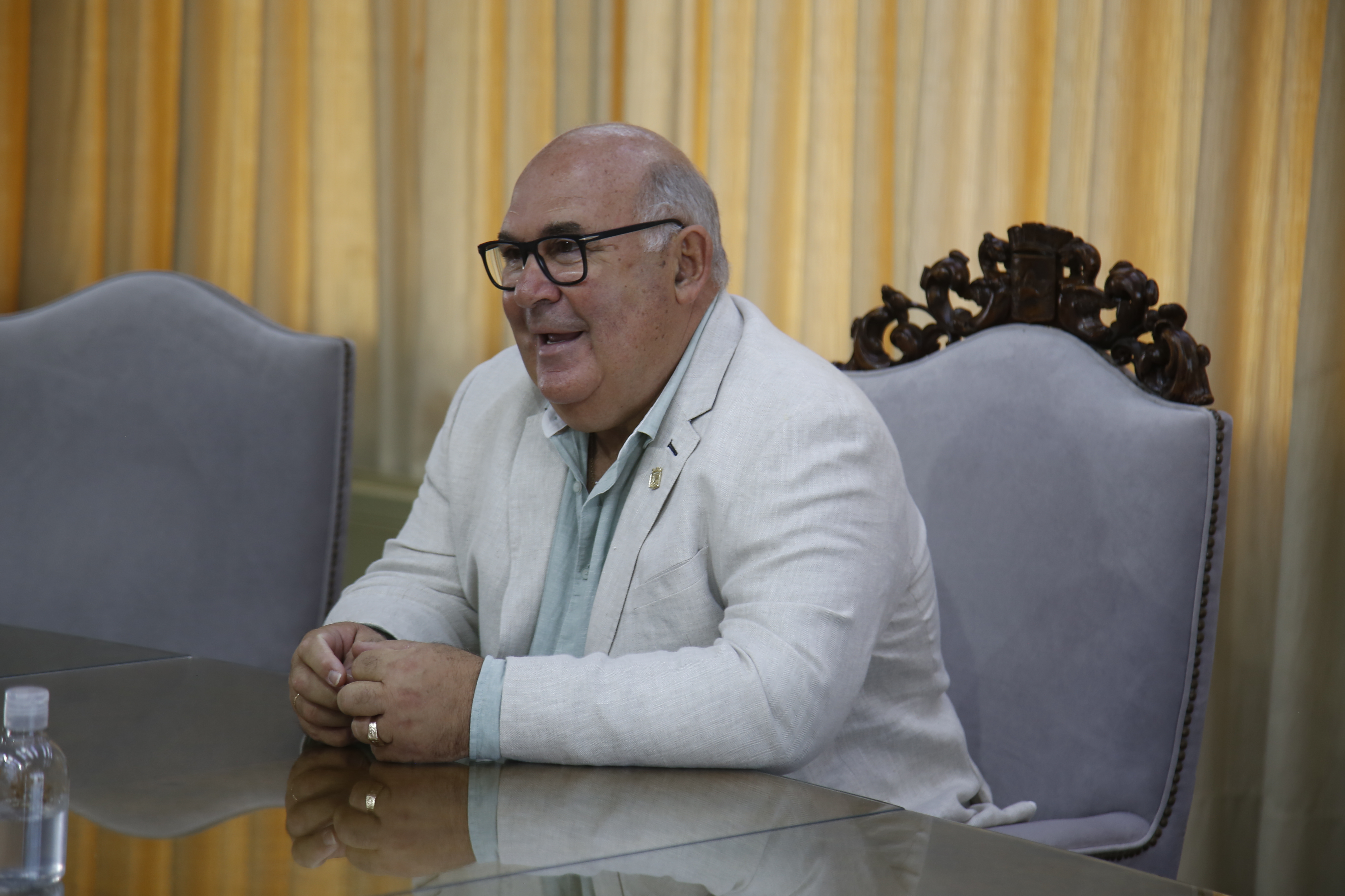 embajador corea abella 